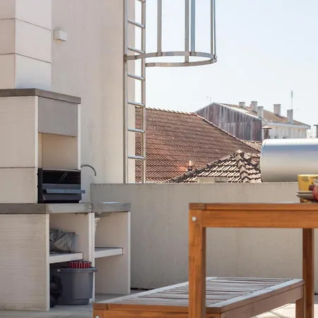 Morro Flat W Terrace By Lovelystay