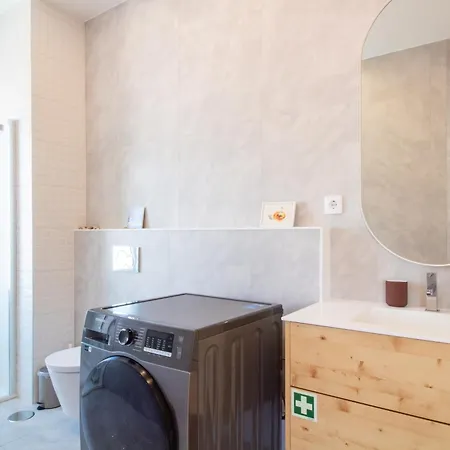 Morro Flat W Terrace By Lovelystay Вила-Нова-ди-Гая